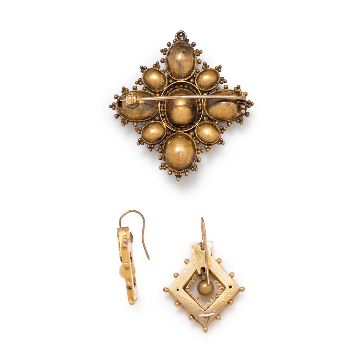 COLLECTION OF ANTIQUE GOLD-FILLED JEWELRY