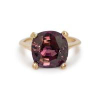 CEYLON ALEXANDRITE AND YELLOW GOLD RING
