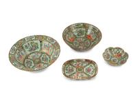 Four Rose Medallion Porcelain Articles