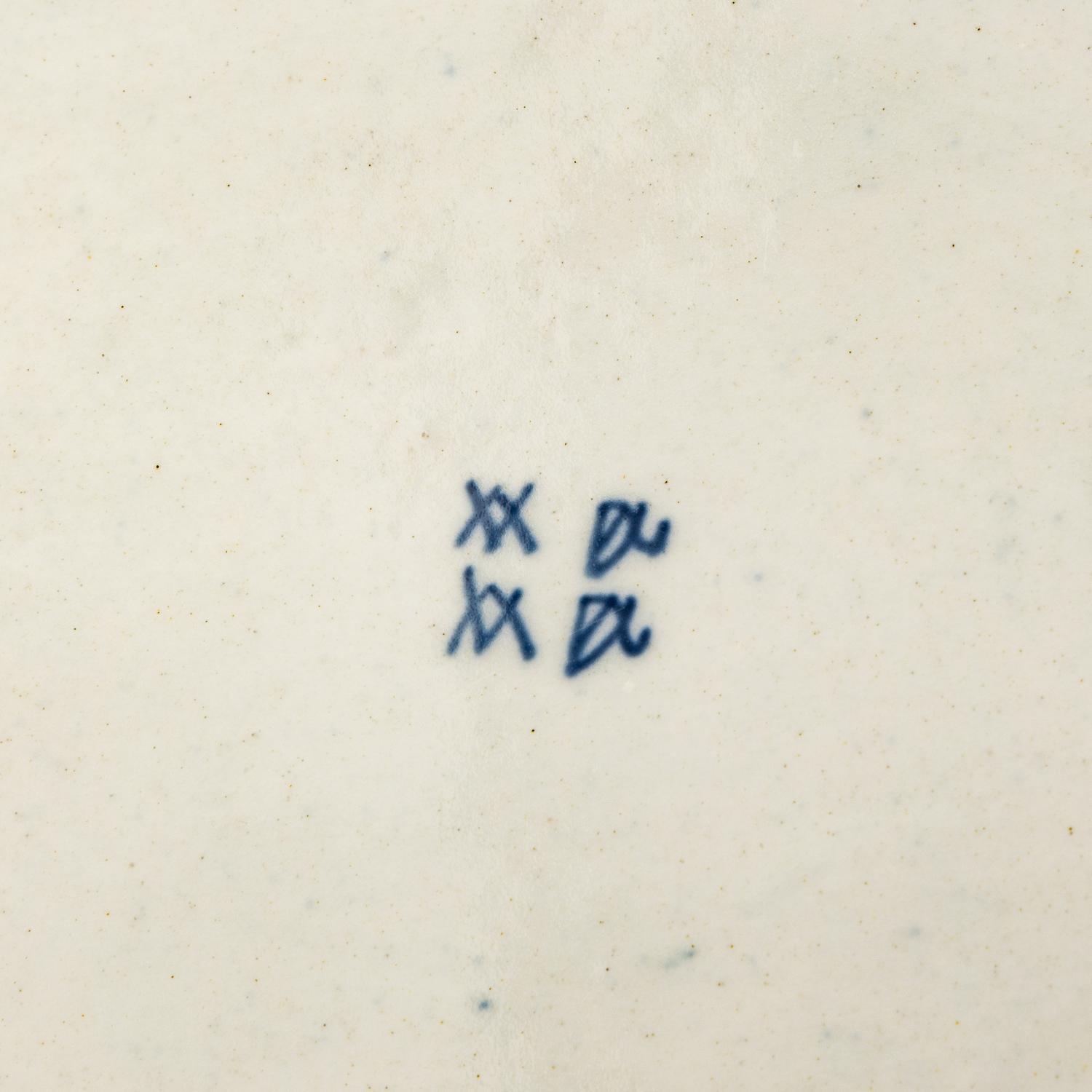 Sixteen Worcester Porcelain Table Articles