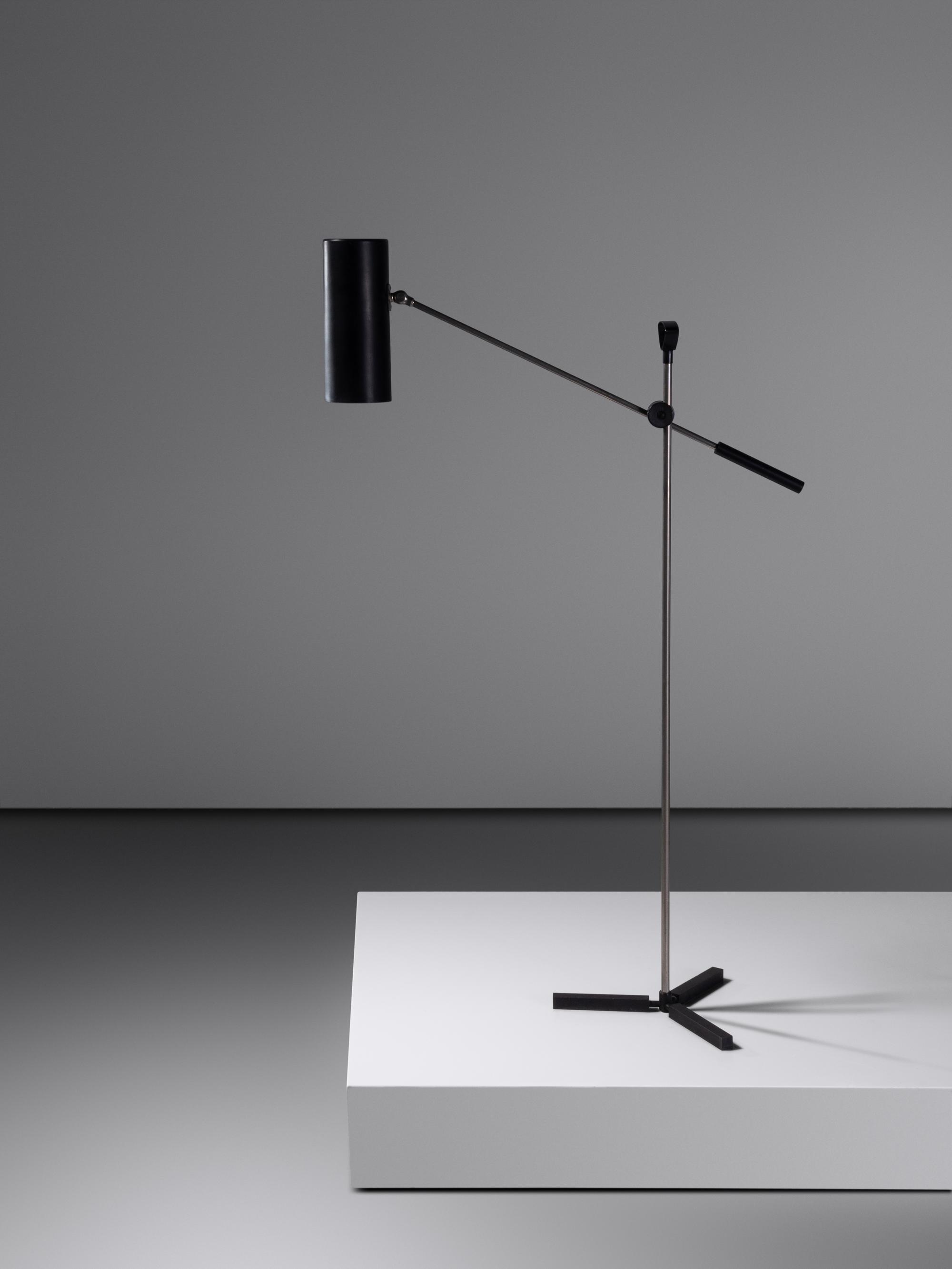 Articulating Floor Lamp Anvia, Holland
