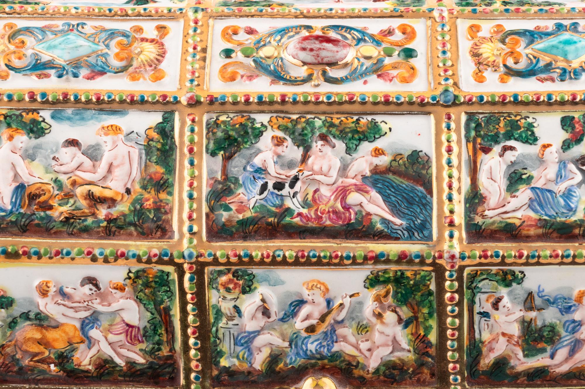 A Capodimonte Style Porcelain Table Casket