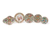 Five Chinese Export Rose Medallion Porcelain Articles