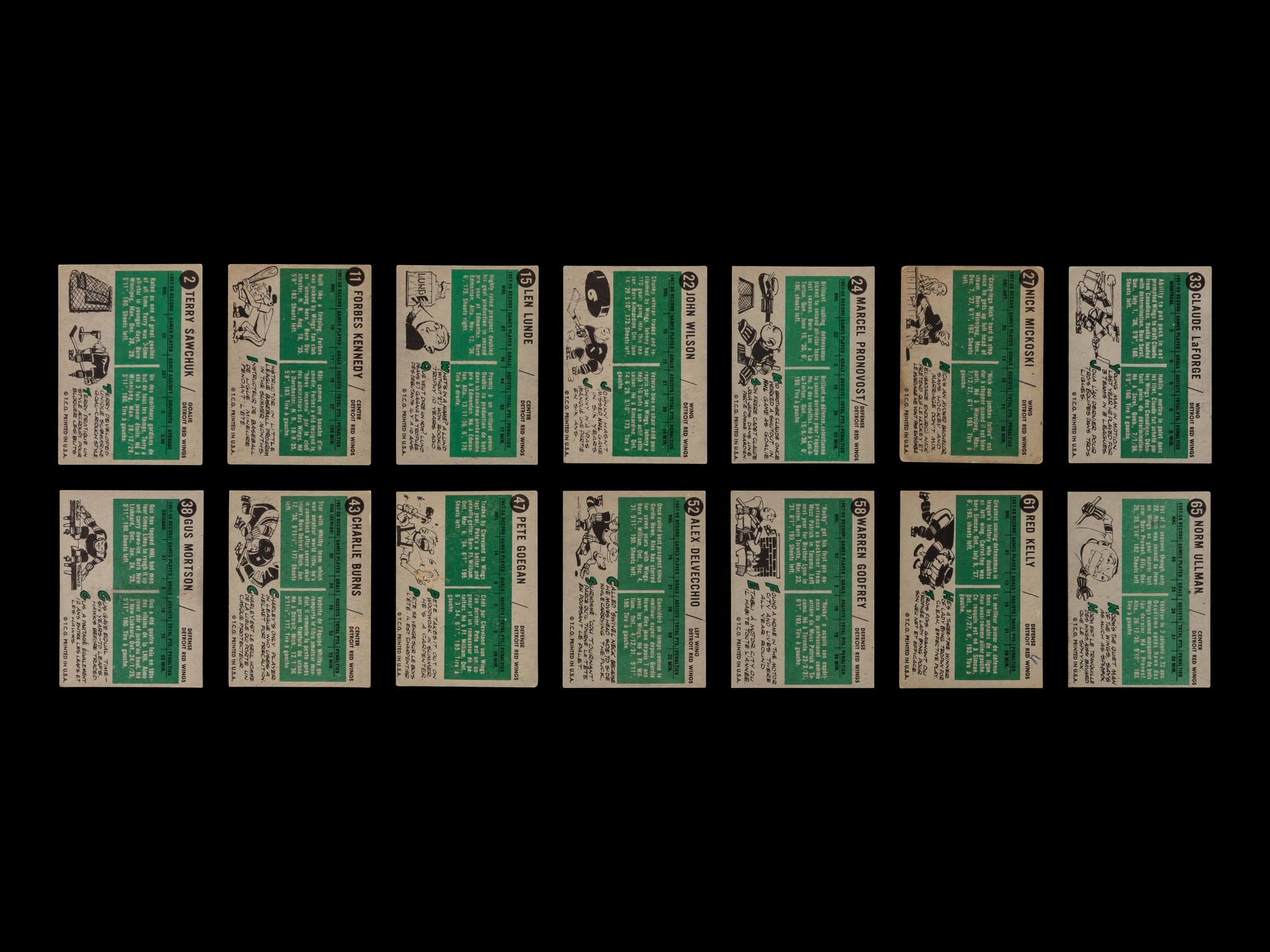 A Collection of Detroit Red Wings 1958 Topps Hockey Cards (14)
