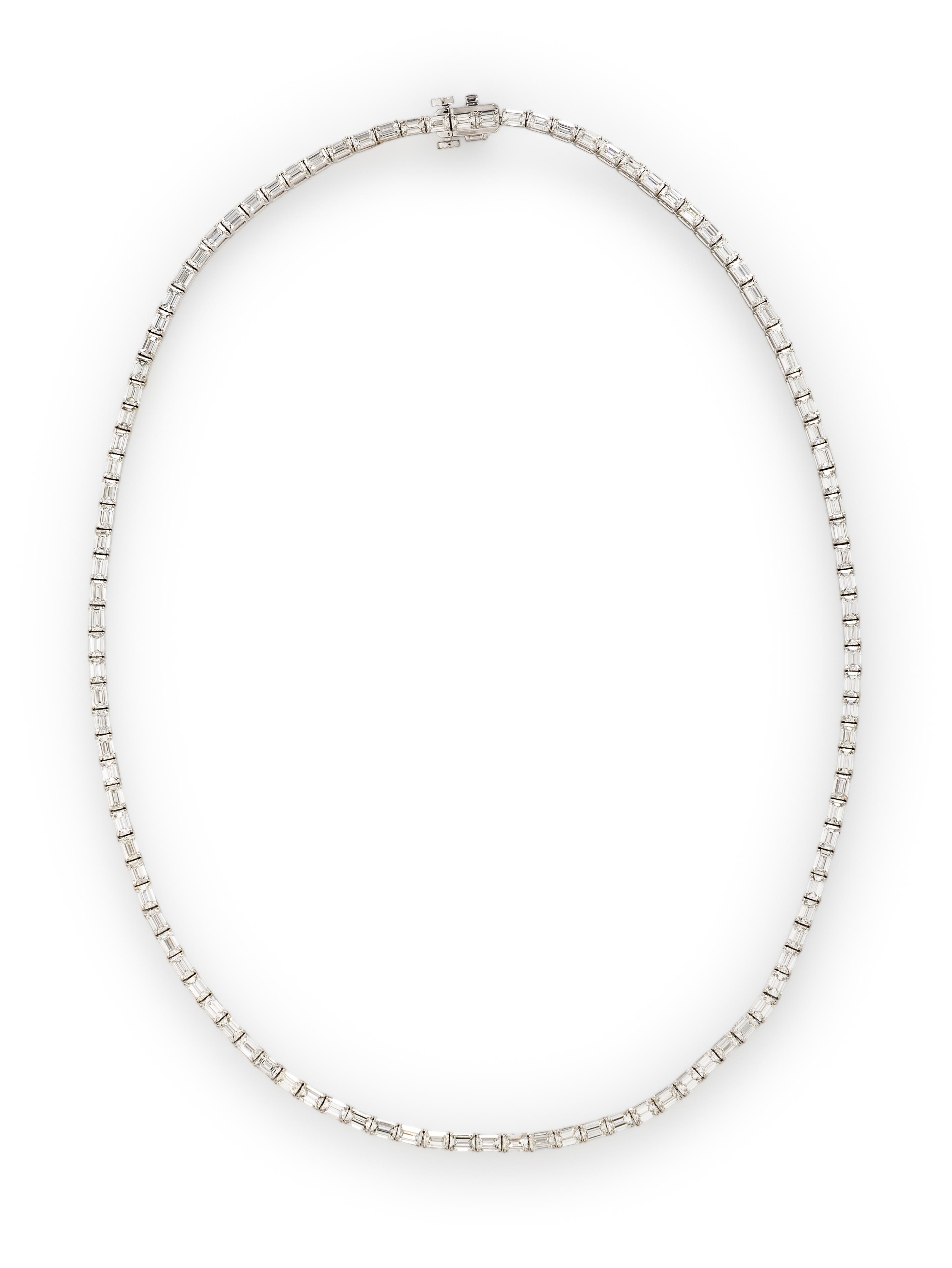 DIAMOND AND WHITE GOLD LINE NECKLACE