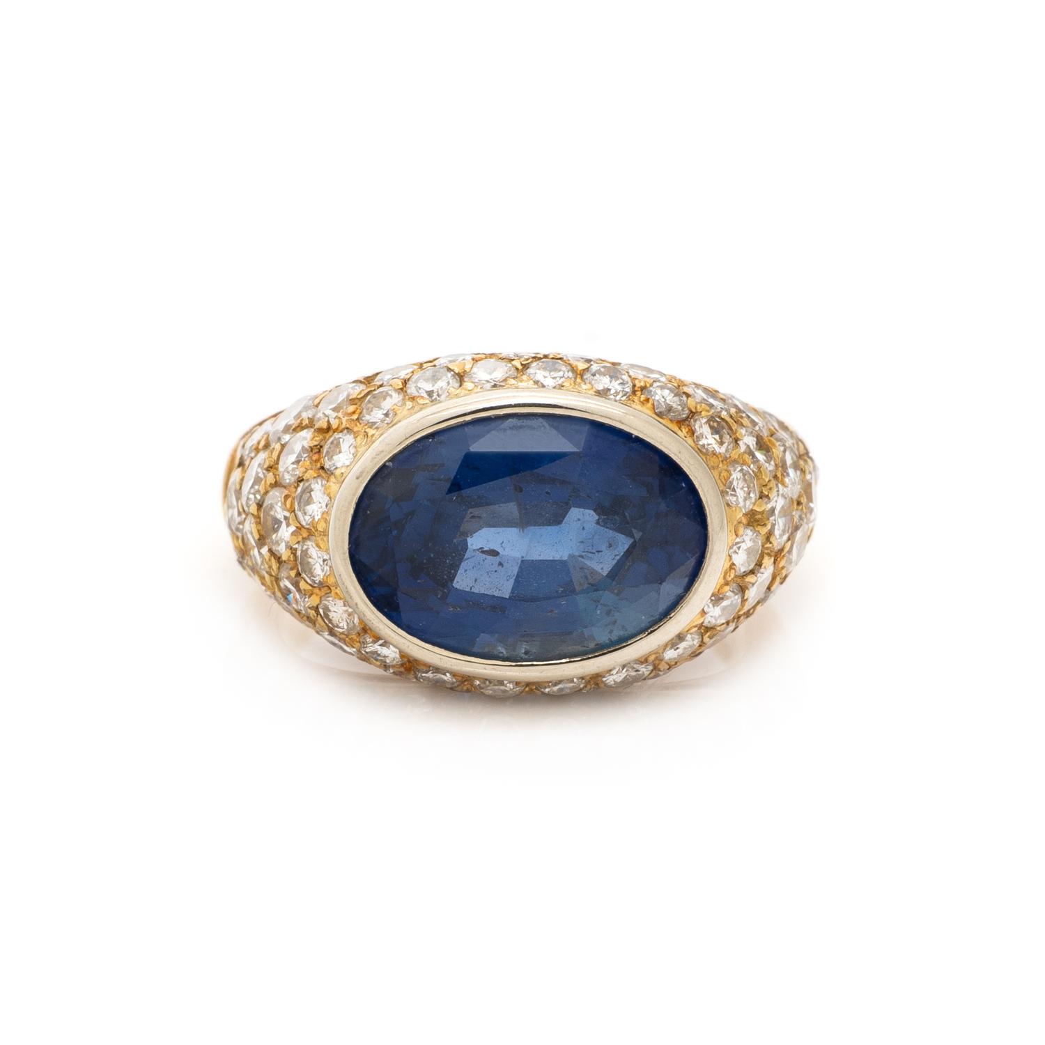 SAPPHIRE AND DIAMOND RING
