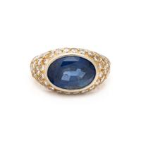 SAPPHIRE AND DIAMOND RING
