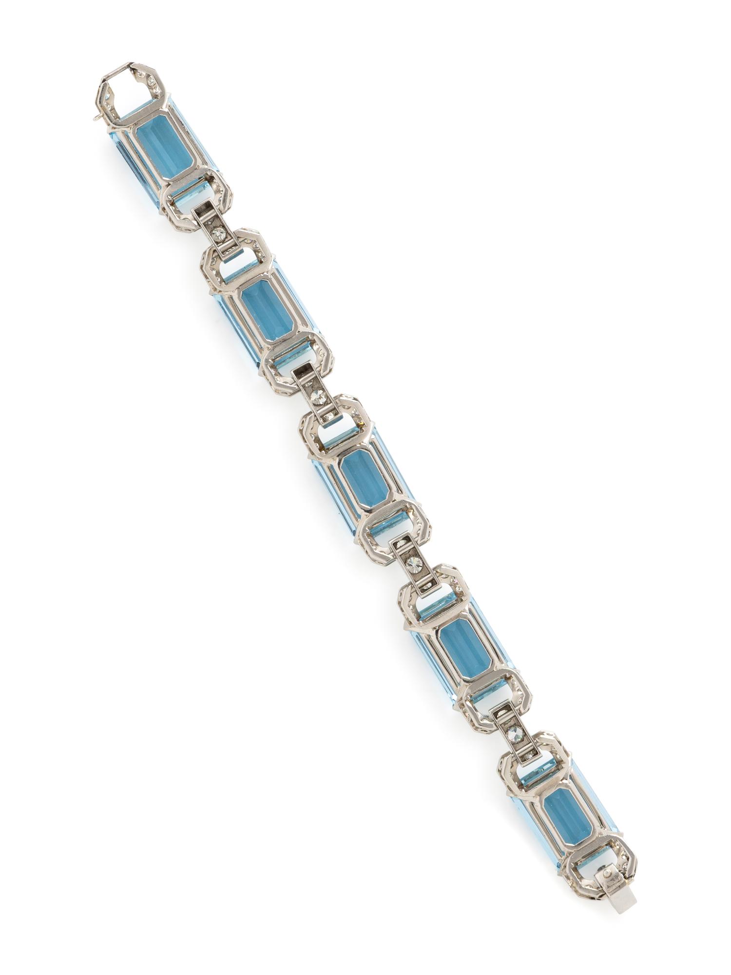 AQUAMARINE AND DIAMOND BRACELET