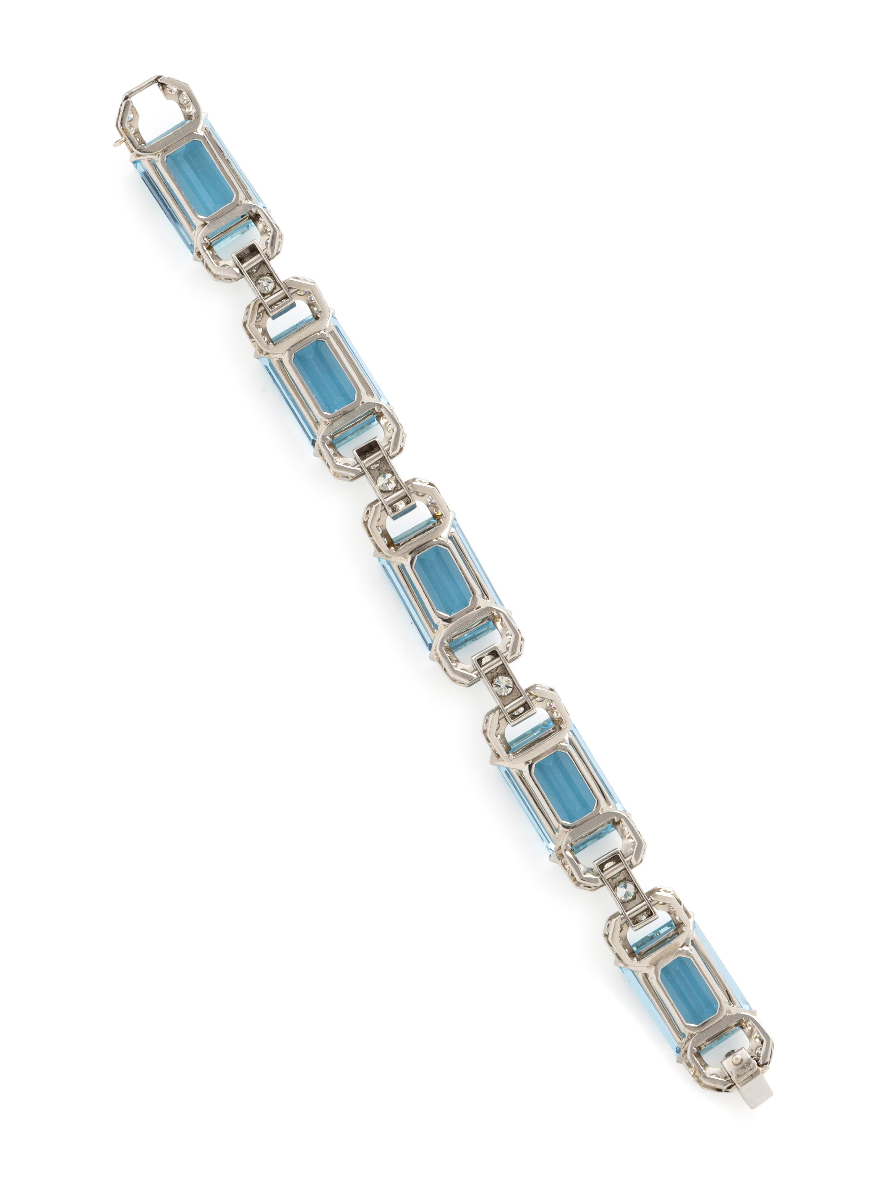 AQUAMARINE AND DIAMOND BRACELET