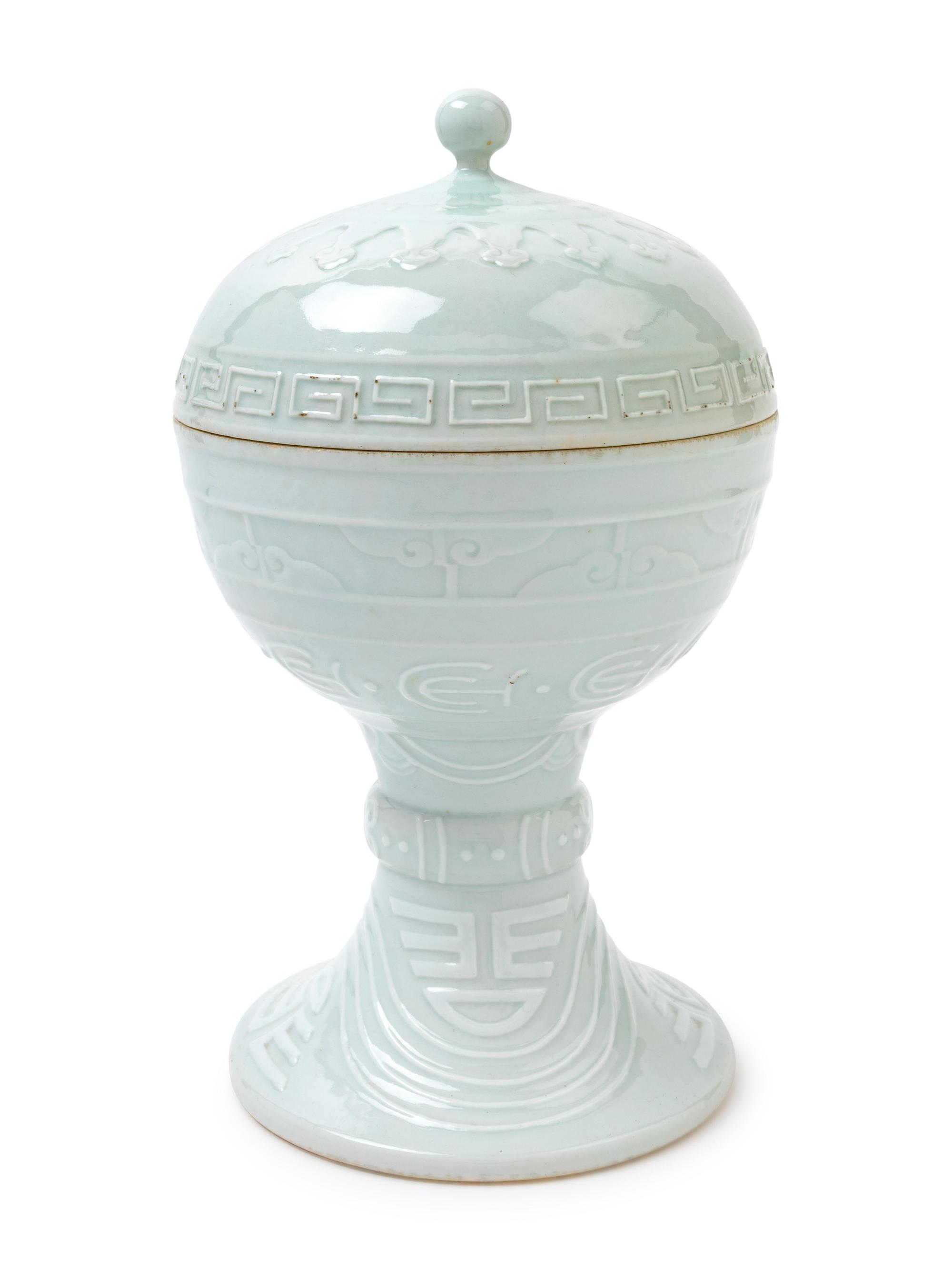 A White Glazed Porcelain Archaistic Stem Bowl and Cover, Dou