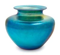 A Steuben Aurene Vase