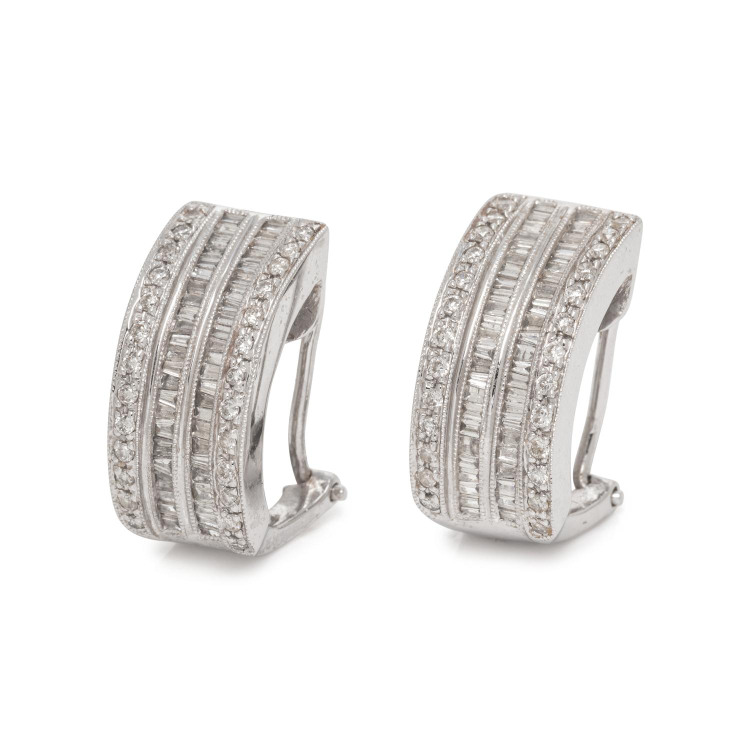 WHITE GOLD AND DIAMOND EARCLIPS