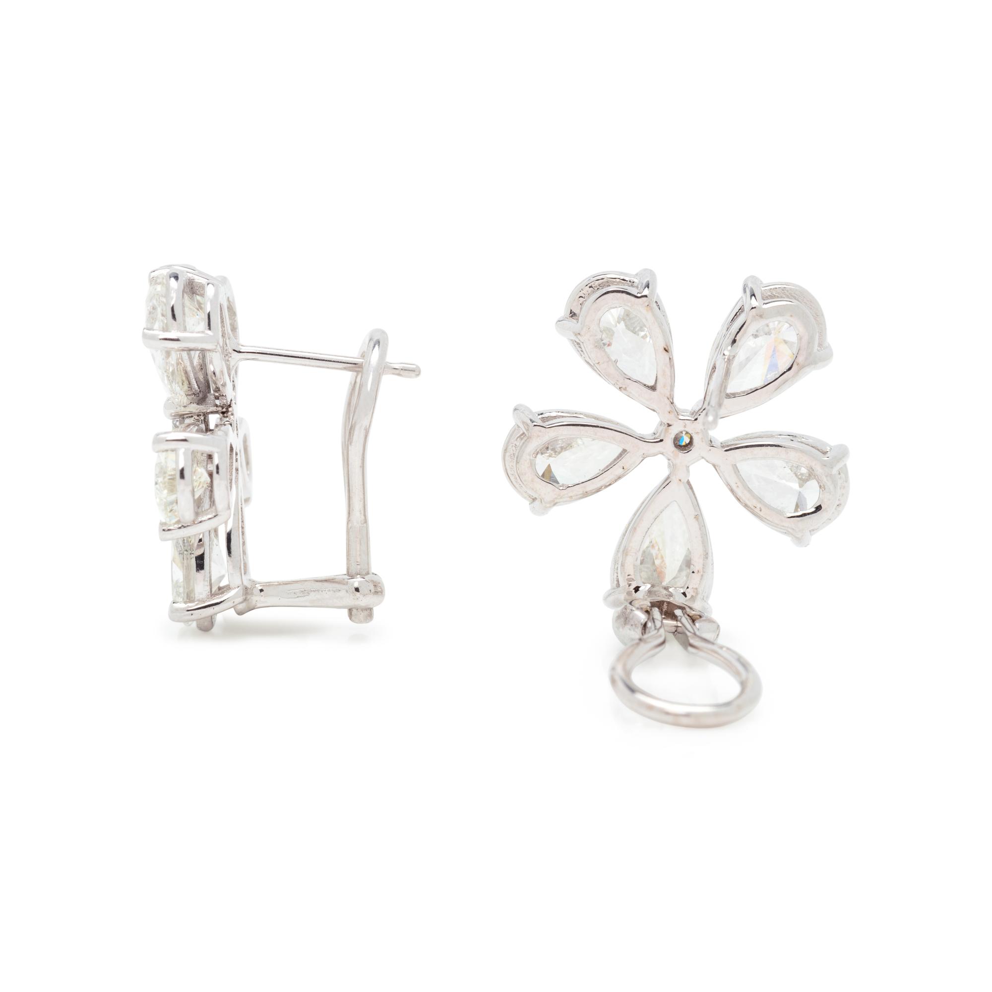 DIAMOND FLOWER EARCLIPS