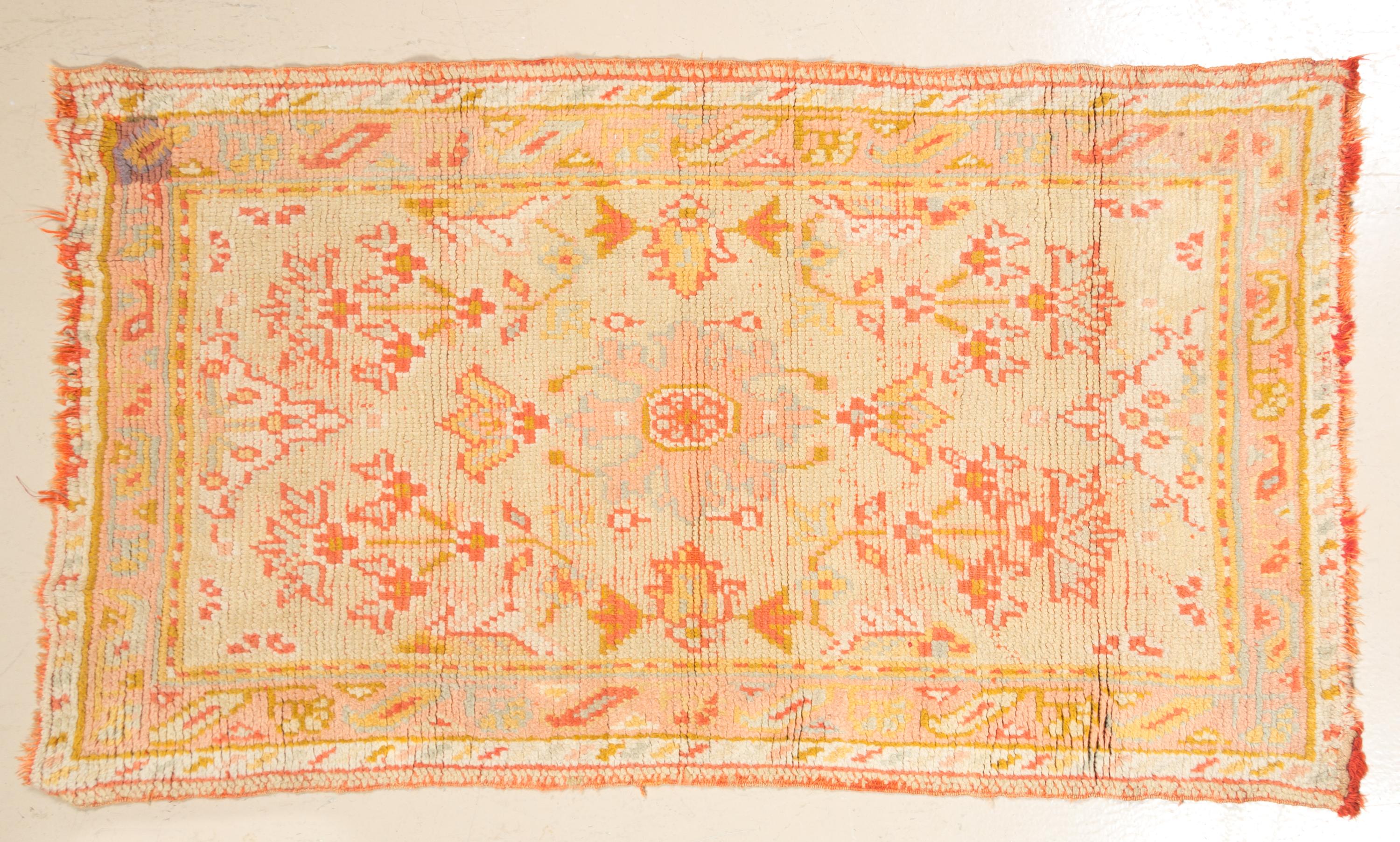 A Northwest Persian Wool Rug 4 feet 10 inches x 3 feet.