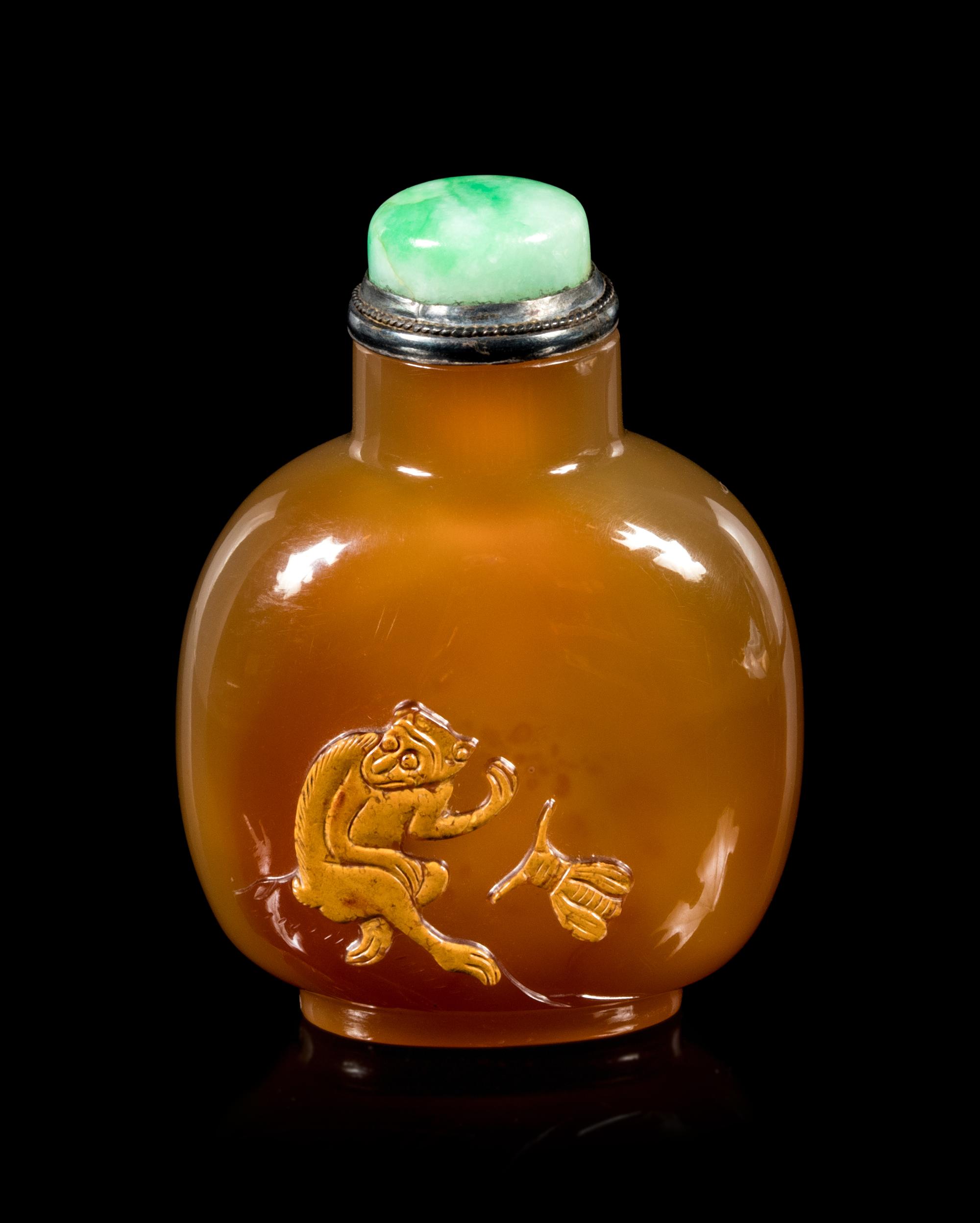 A Carved Agate Snuff Bottle