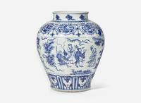 A Chinese blue and white porcelain "Windswept" jar 15th/16th century or later 青花人物罐 十五十六世紀或更晚