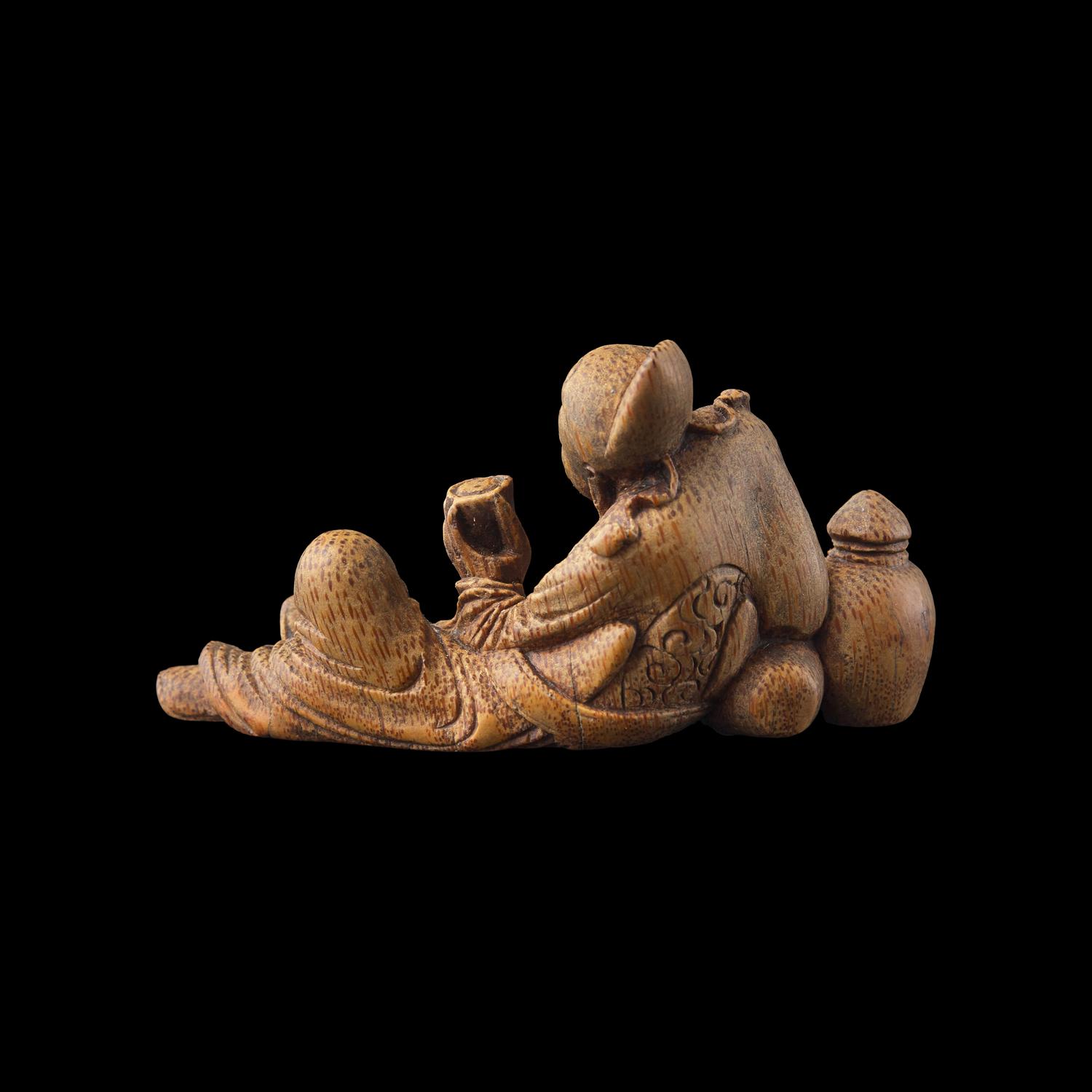A Small Chinese Carved Bamboo Figure of Li Bai, 18th Century or Later 清中期或以後 竹雕太白醉酒