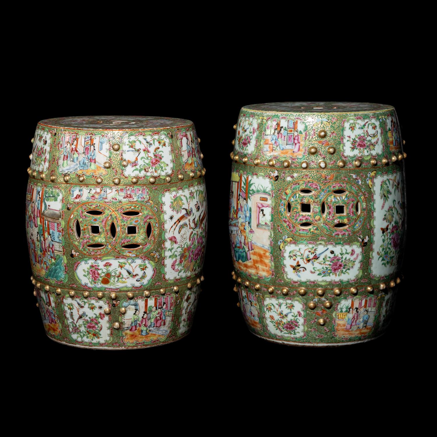 A Near Pair of Chinese Rose Medallion Garden Stools, Second Half 19th Century 清晚期 廣彩鼓凳兩隻