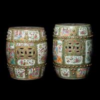 A Near Pair of Chinese Rose Medallion Garden Stools, Second Half 19th Century 清晚期 廣彩鼓凳兩隻