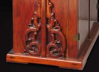 A huanghuali, huamu and mixed hardwoods travelling cabinet 黃花梨樺木及硬木箱