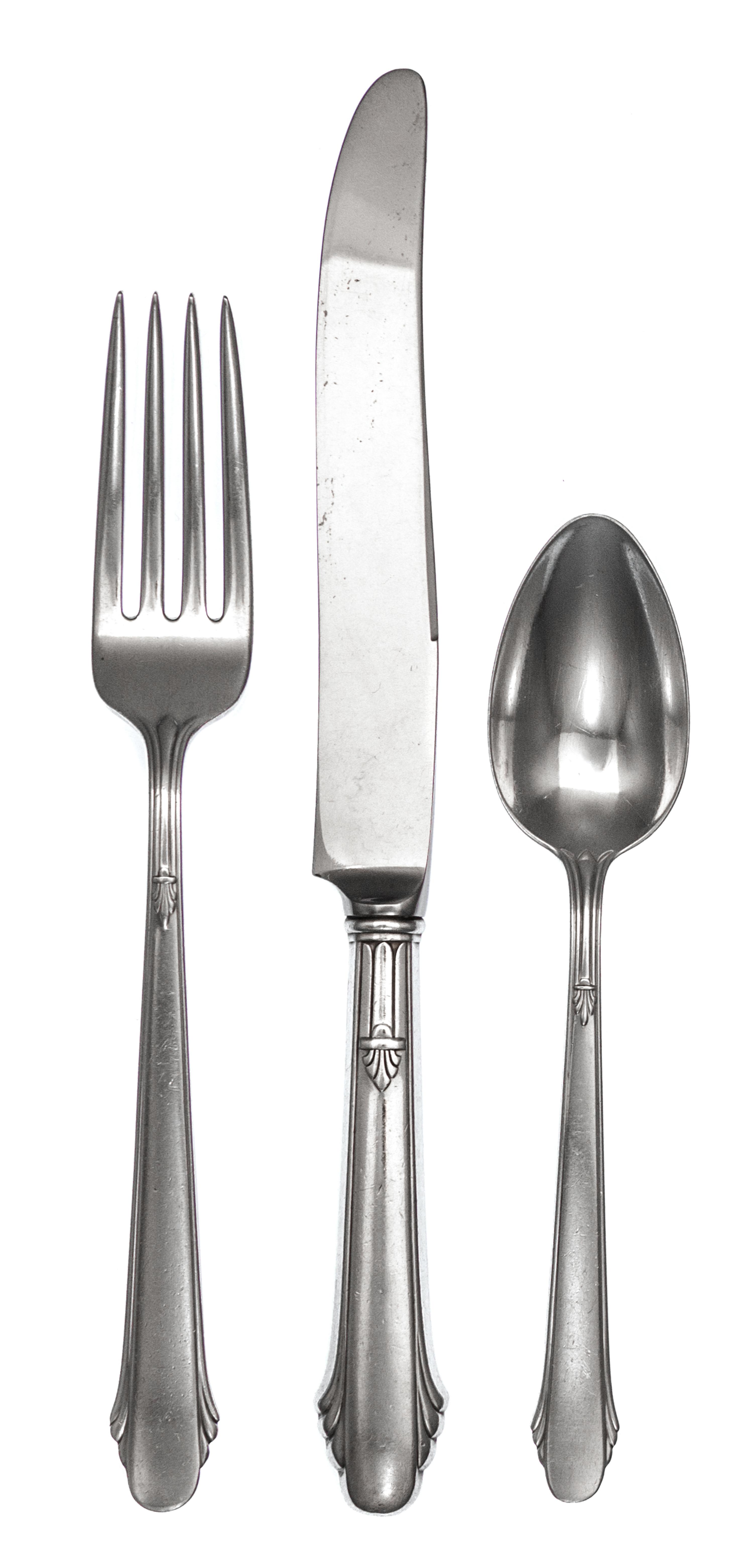 An American Silver Flatware Service, Gorham Mfg. Co., Providence, RI, Hunt Club pattern, comprising: 12 dinner knives 11 dinner forks 1