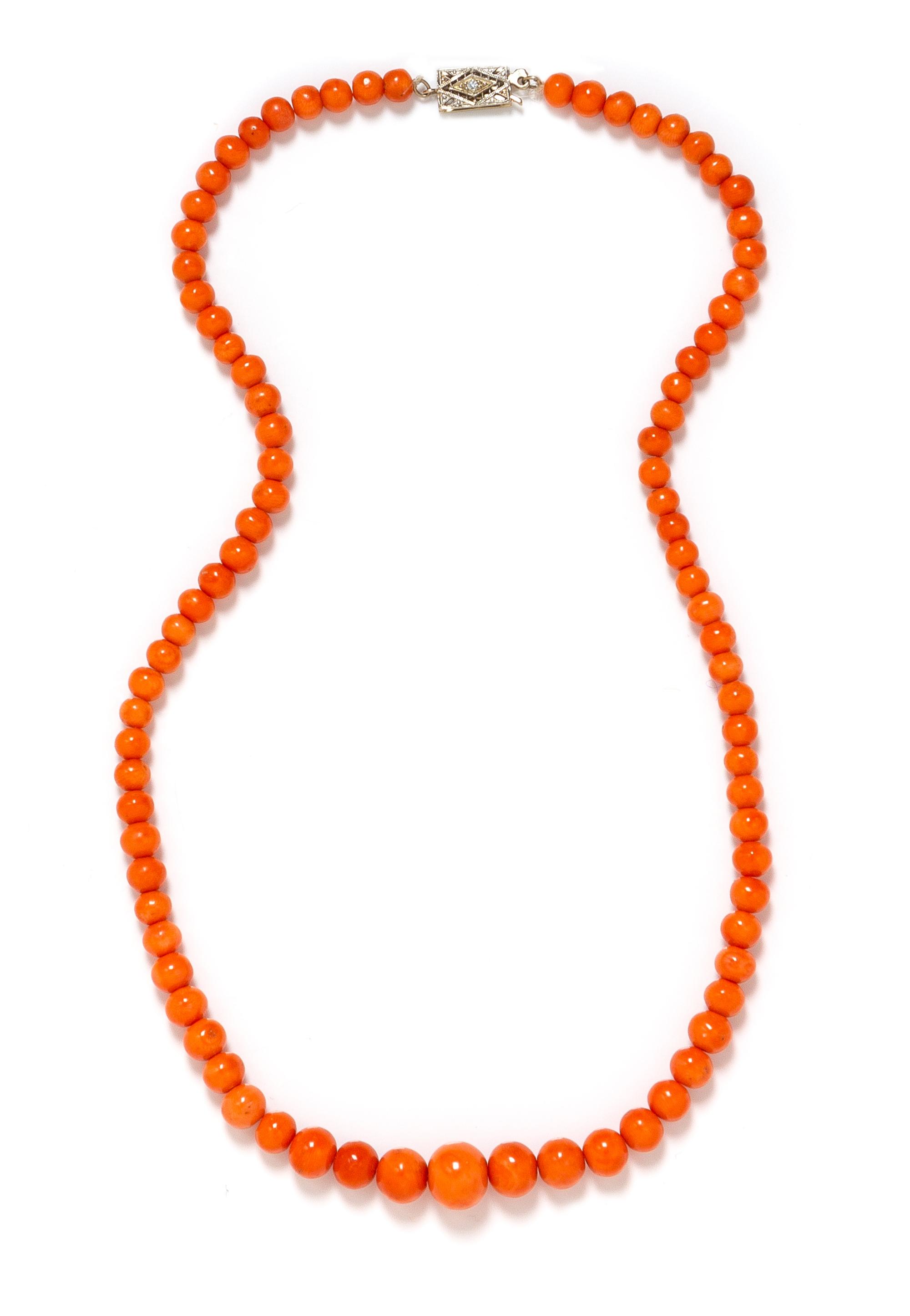 A Graduated Coral Bead Necklace, 13.95 dwts.