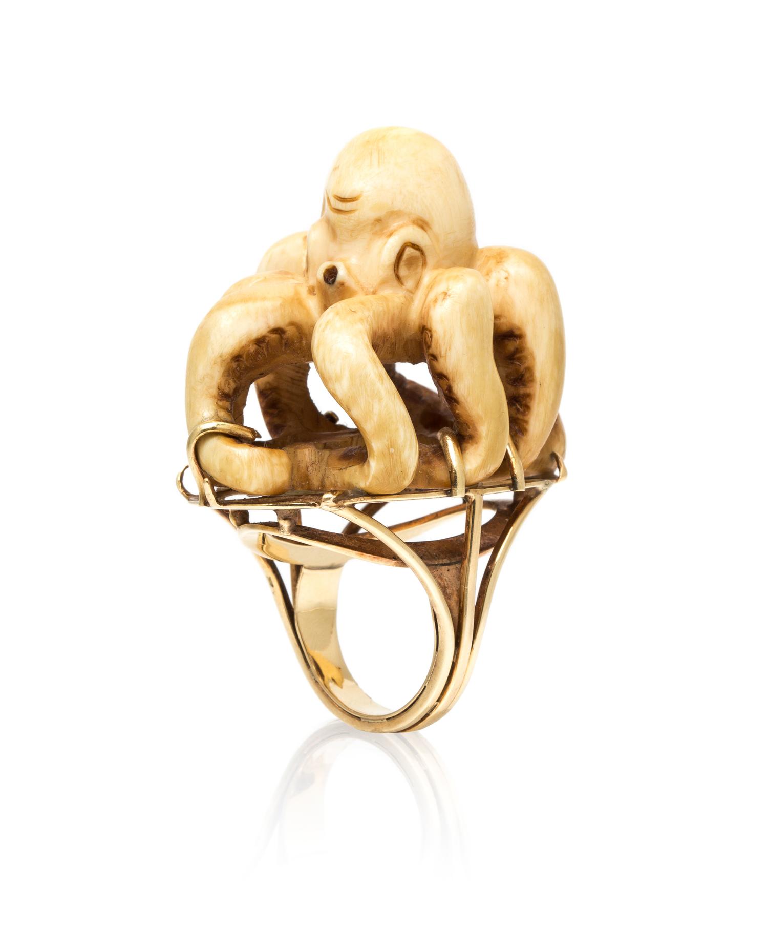 A 14 Karat Yellow Gold and Ox Bone Octopus Netsuke Ring, Bensabott, 16.30 dwts.