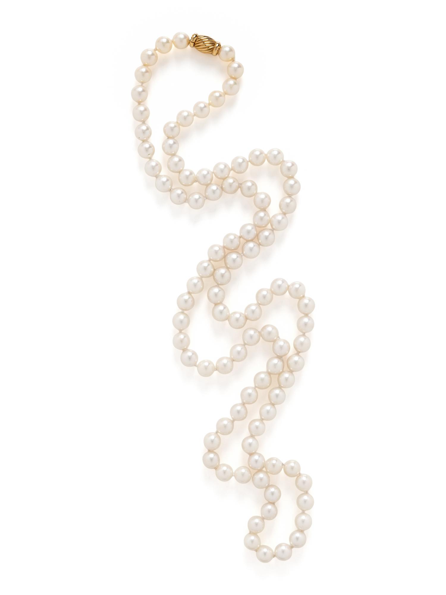 CULTURED PEARL NECKLACE