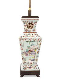 A Chinese Export Porcelain Vase