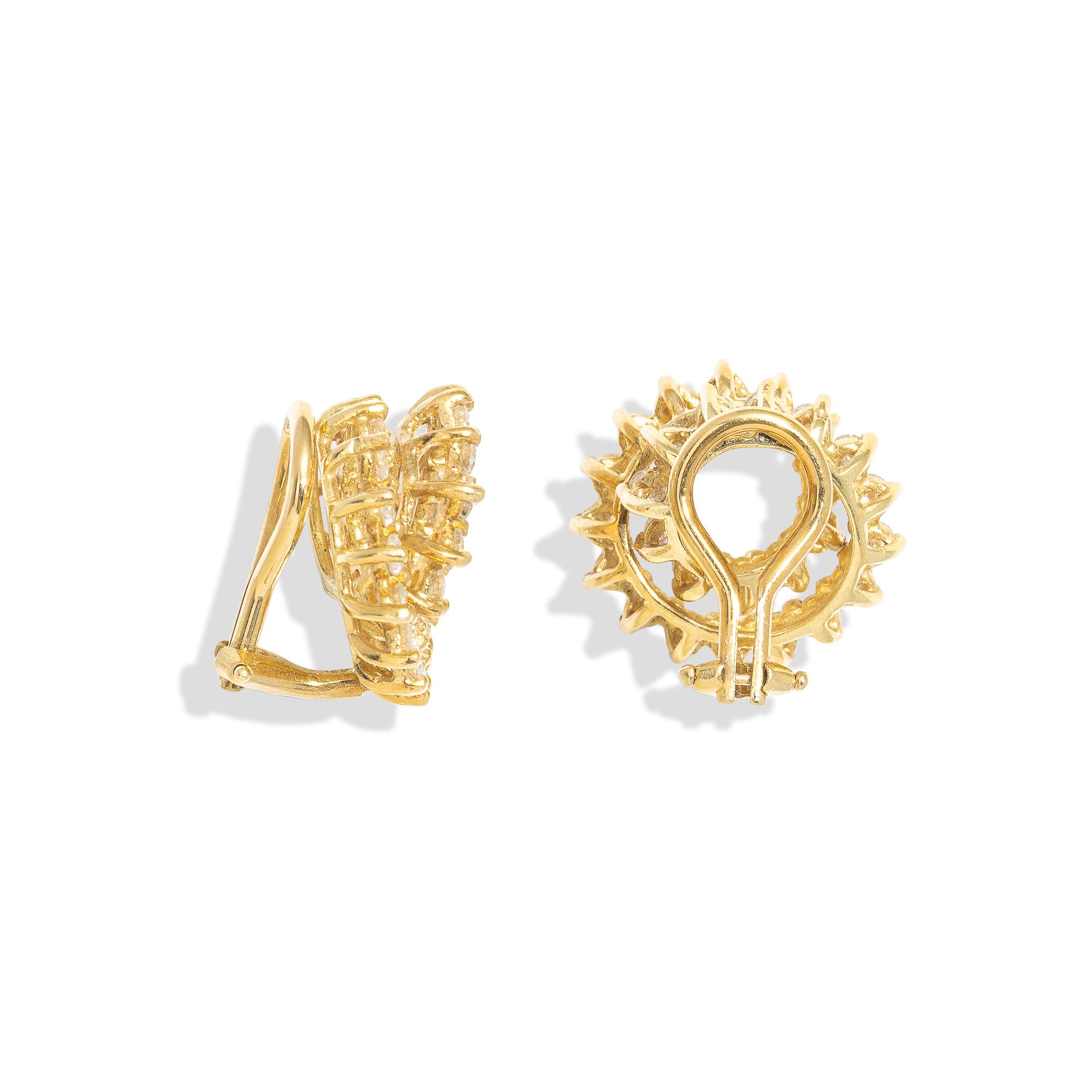 DIAMOND AND YELLOW GOLD EARRINGS