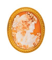 CAMEO BROOCH