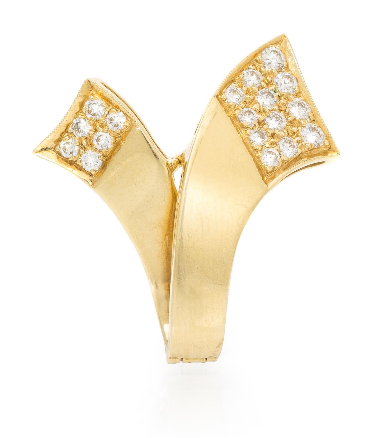 A Collection of 18 Karat Yellow Gold Pendants, 9.20 dwts.