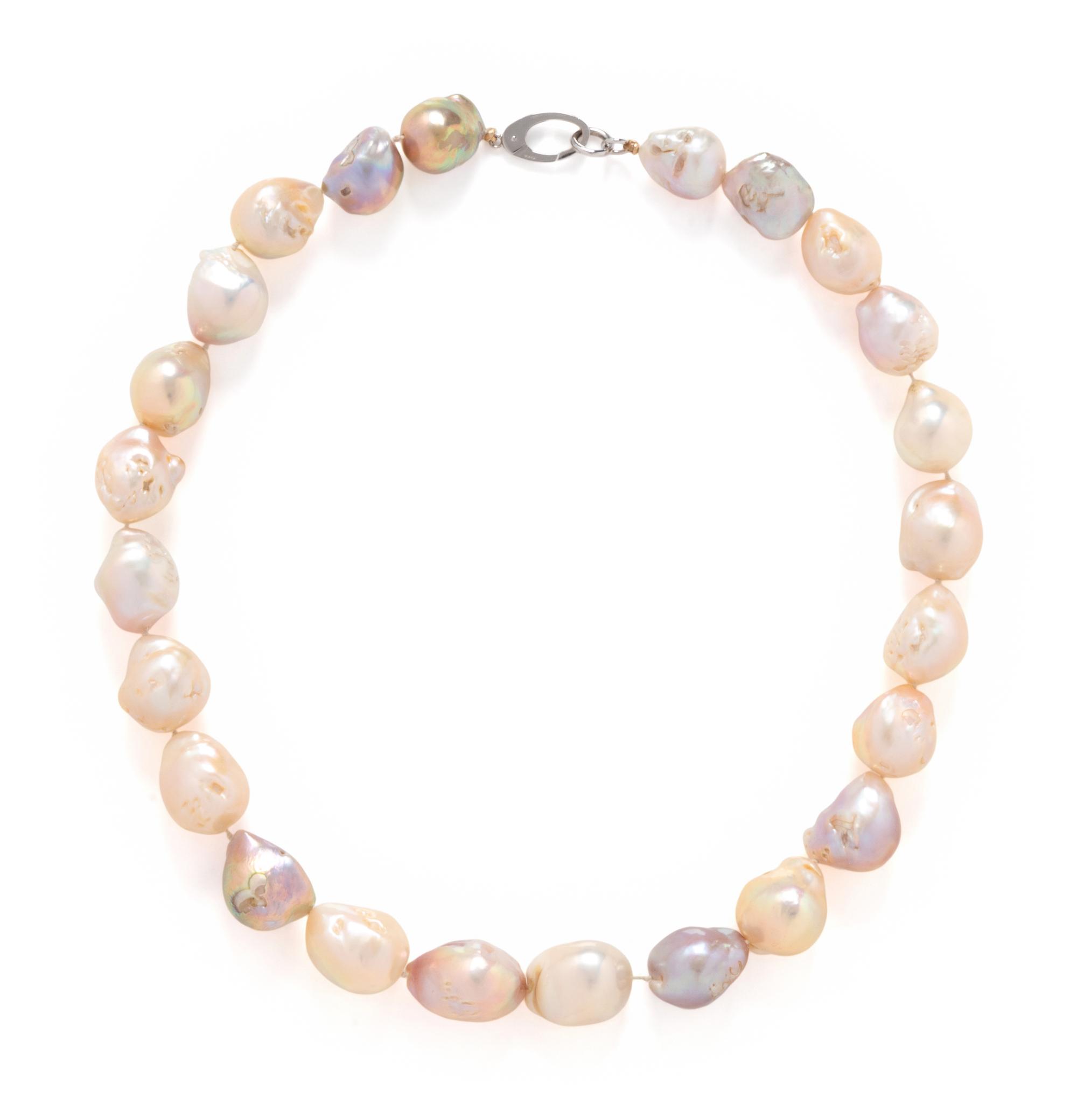 BAROQUE CULTURED PEARL NECKLACE