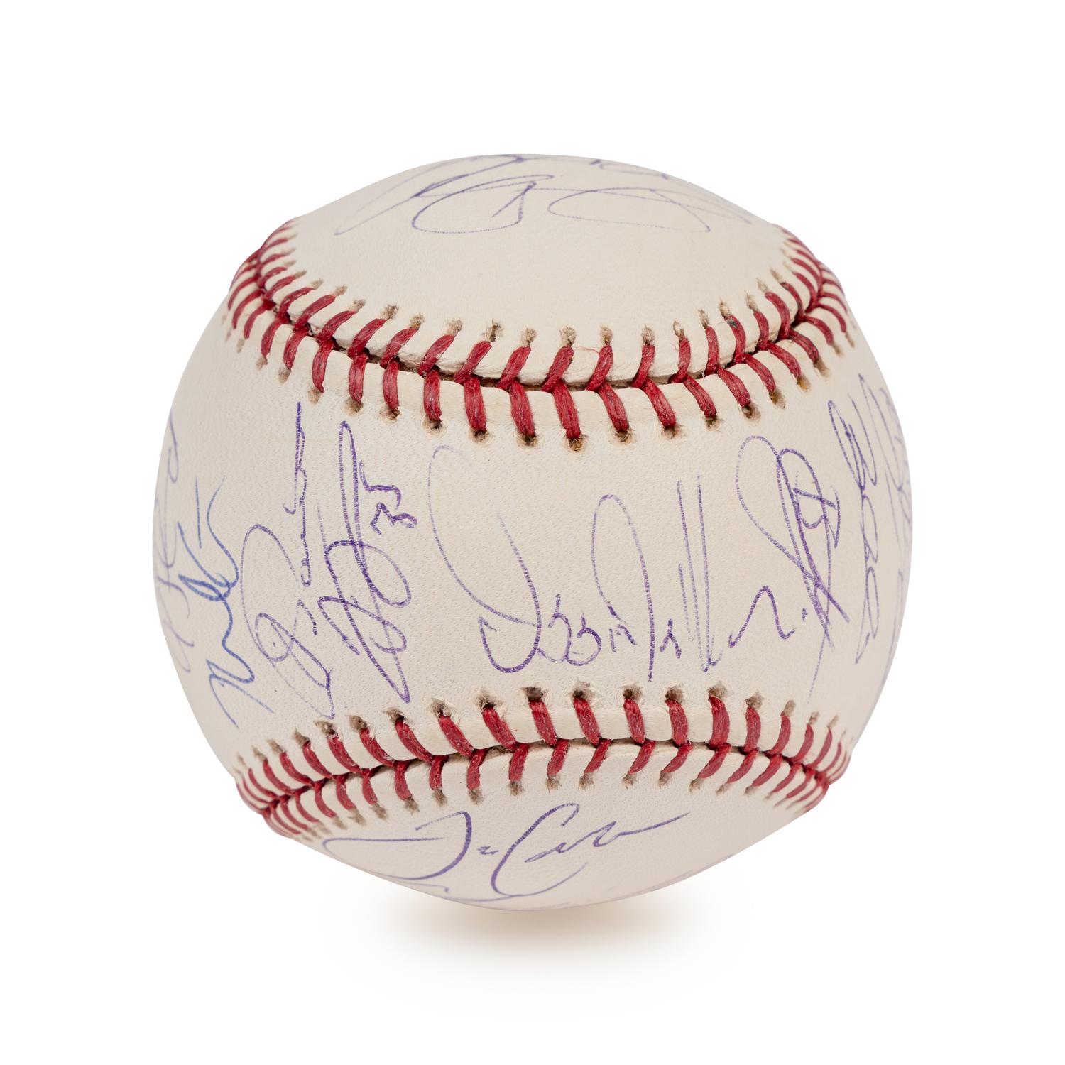 A 2005 Chicago White Sox World Series Champion Team Signed Autograph Baseball / 25 Signatures (PSA Letter)