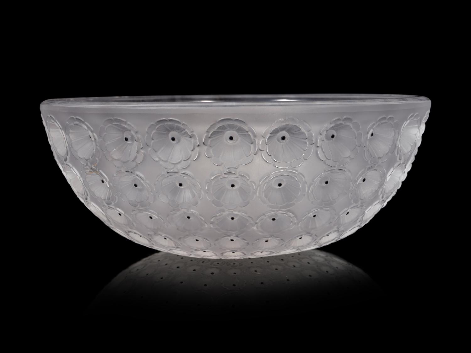 A Lalique Nemours Bowl