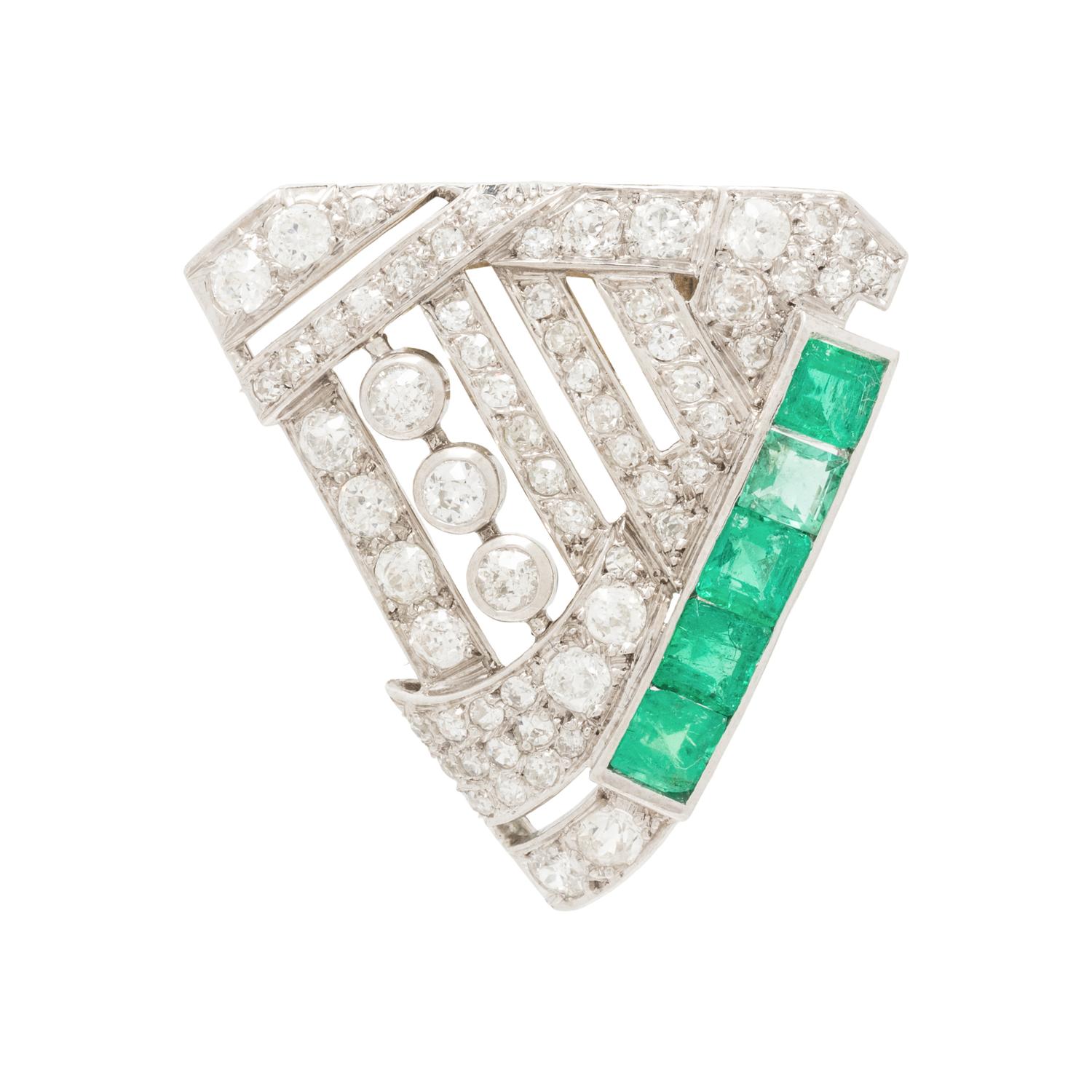ART DECO, EMERALD AND DIAMOND CLIP BROOCH