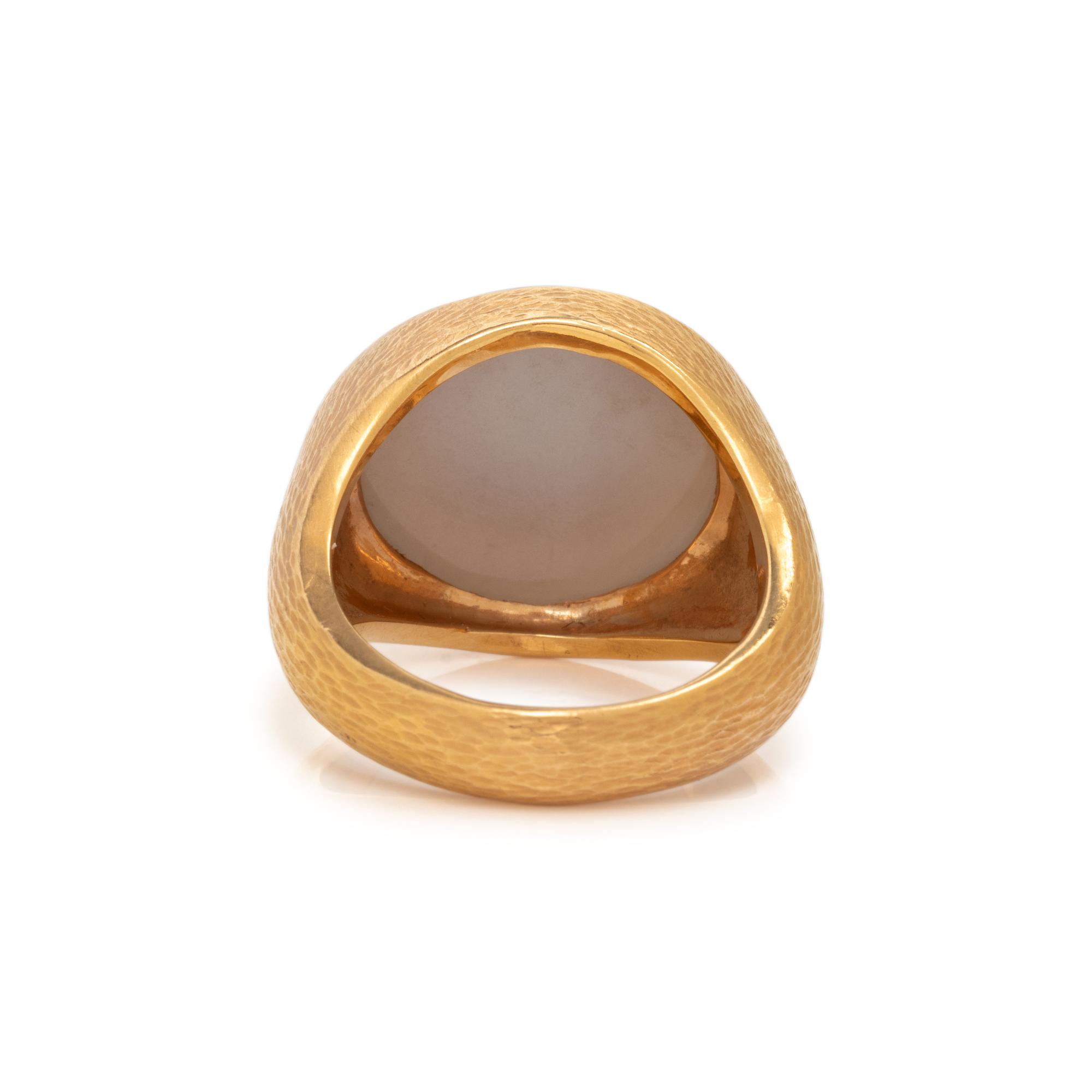 YELLOW GOLD AND BANDED AGATE RING
