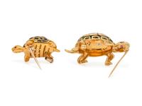 COLLECTION OF YELLOW GOLD AND ENAMEL TURTLE BROOCHES
