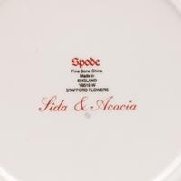 A Spode Stafford Flowers Porcelain Dinner Service