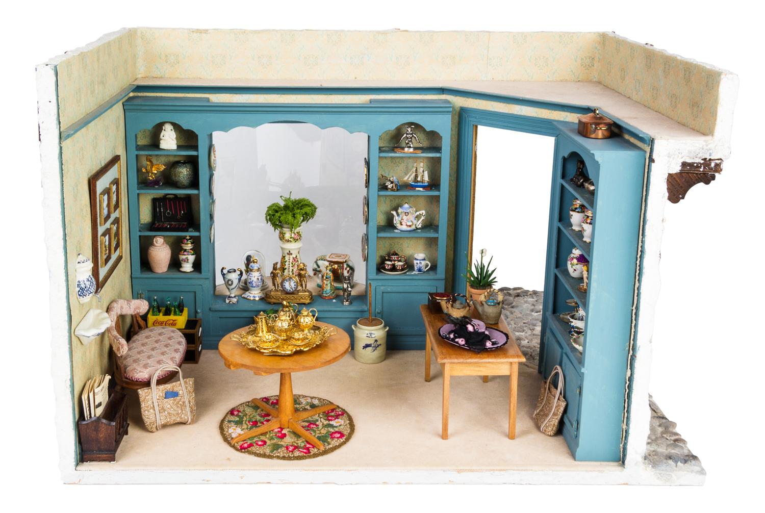 An American Room Height 10 3/8 x width 16 x depth 13 1/8 inches. — Decorated by Bets O'Meara