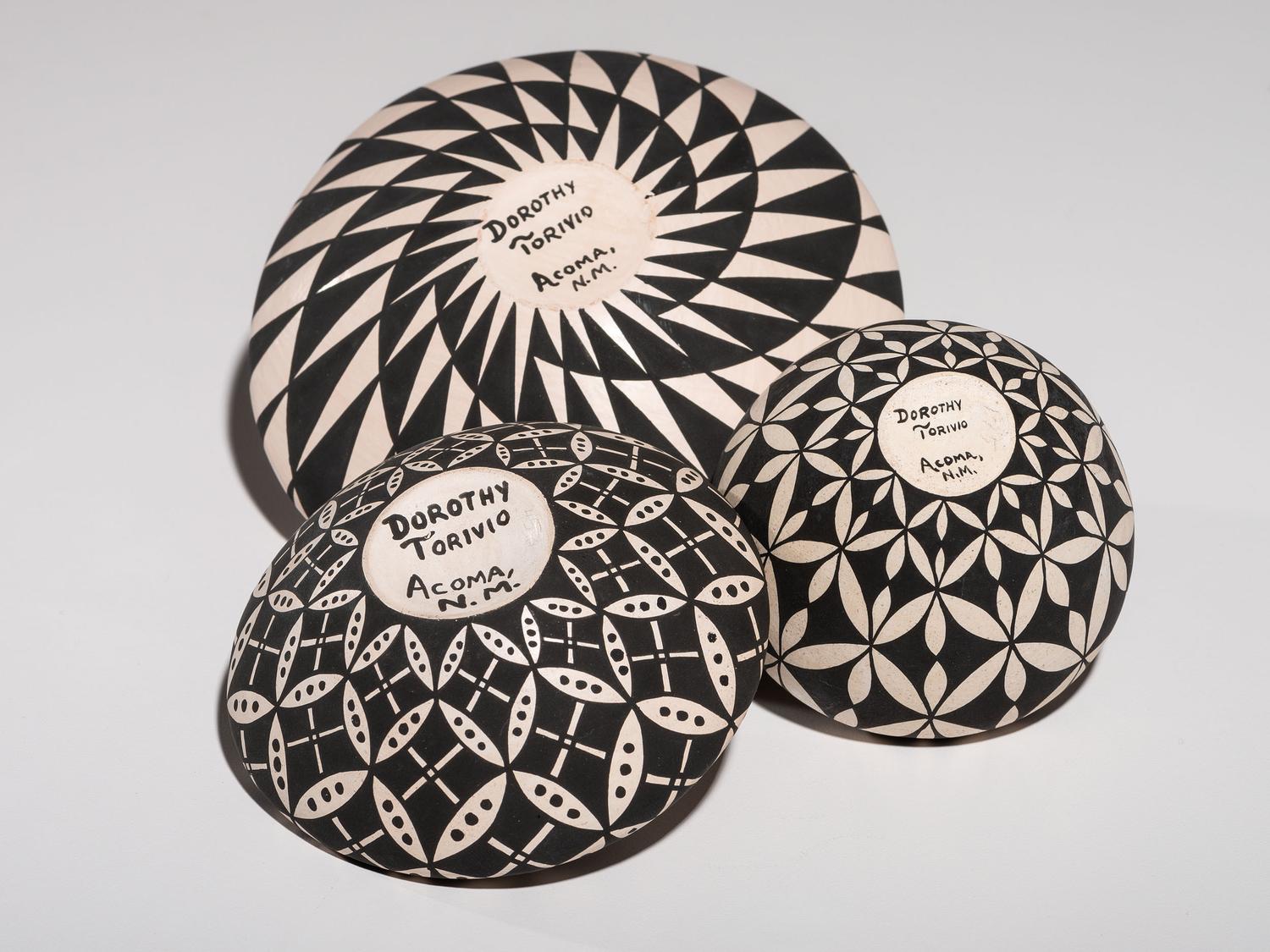 Fine Line Pottery Seed Jars