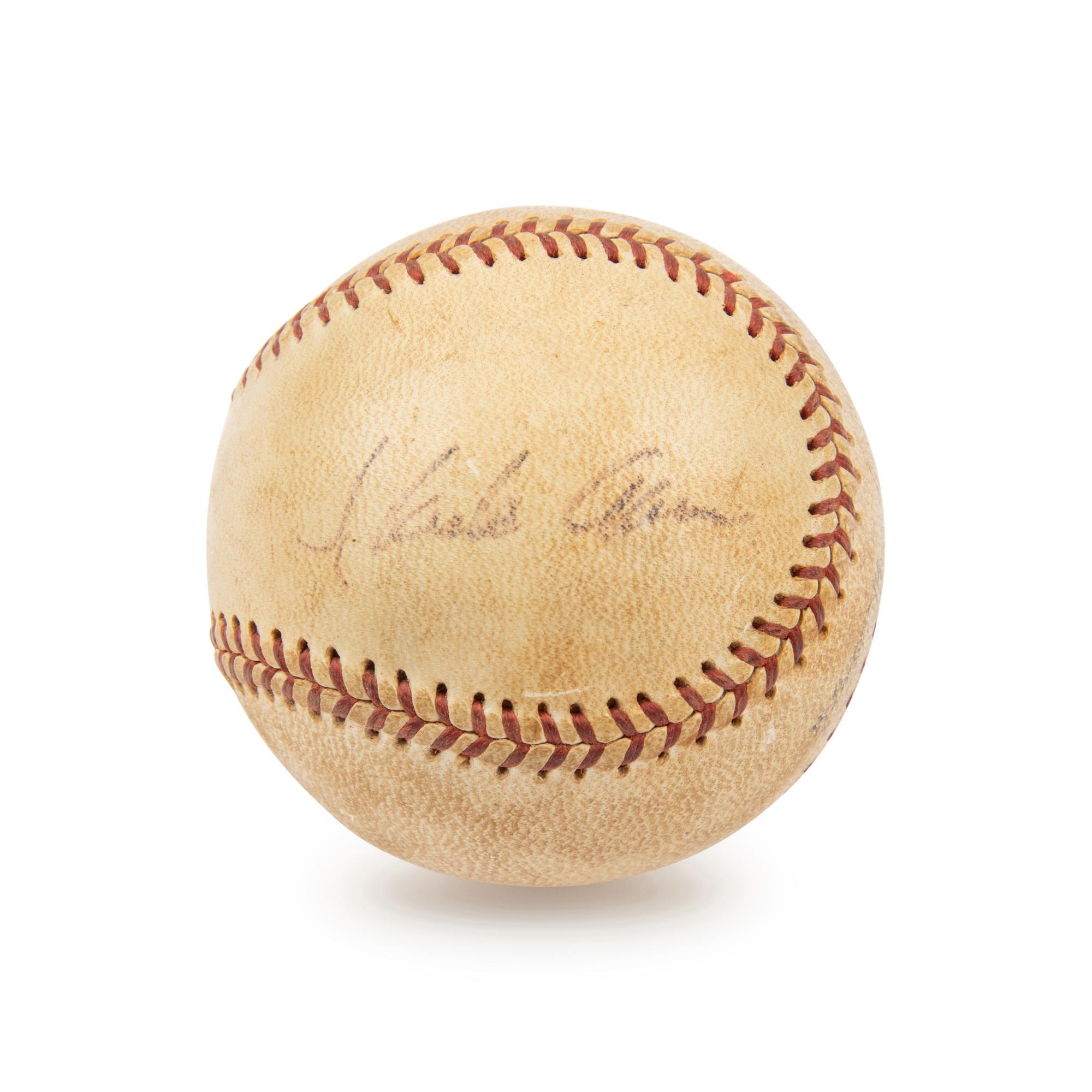 A Hank Aaron Single Signed Autograph Baseball - Vintage Signature (Beckett Authentication Services Letter)
