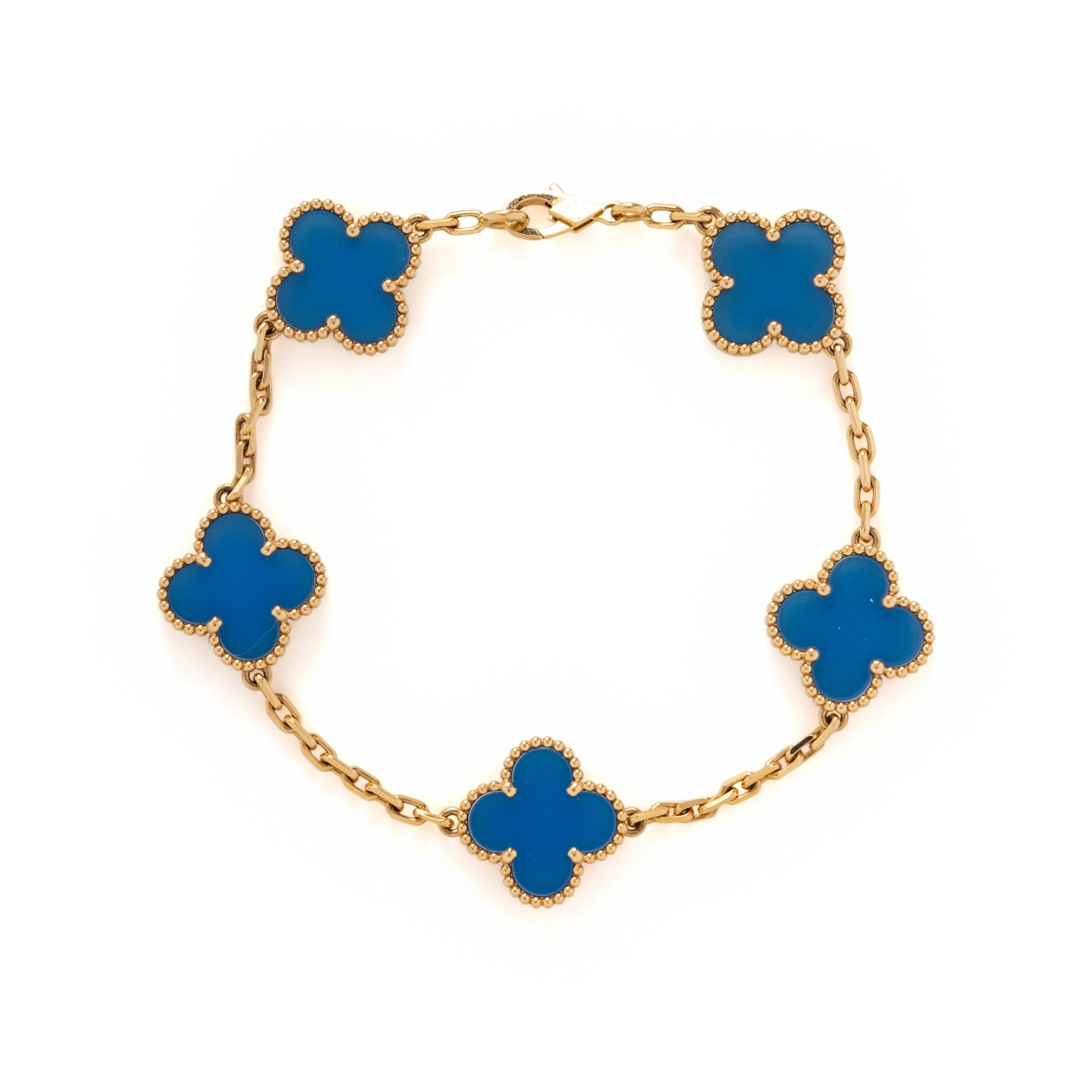 VAN CLEEF & ARPELS, YELLOW GOLD AND BLUE AGATE 'VINTAGE ALHAMBRA' BRACELET