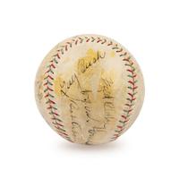 A 1930 Chicago Cubs Team Signed Autograph Baseball with Rogers Hornsby, Hack Wilson, Kiki Cuyler and Gabby Hartnett (Beckett Authentication Services Letter)