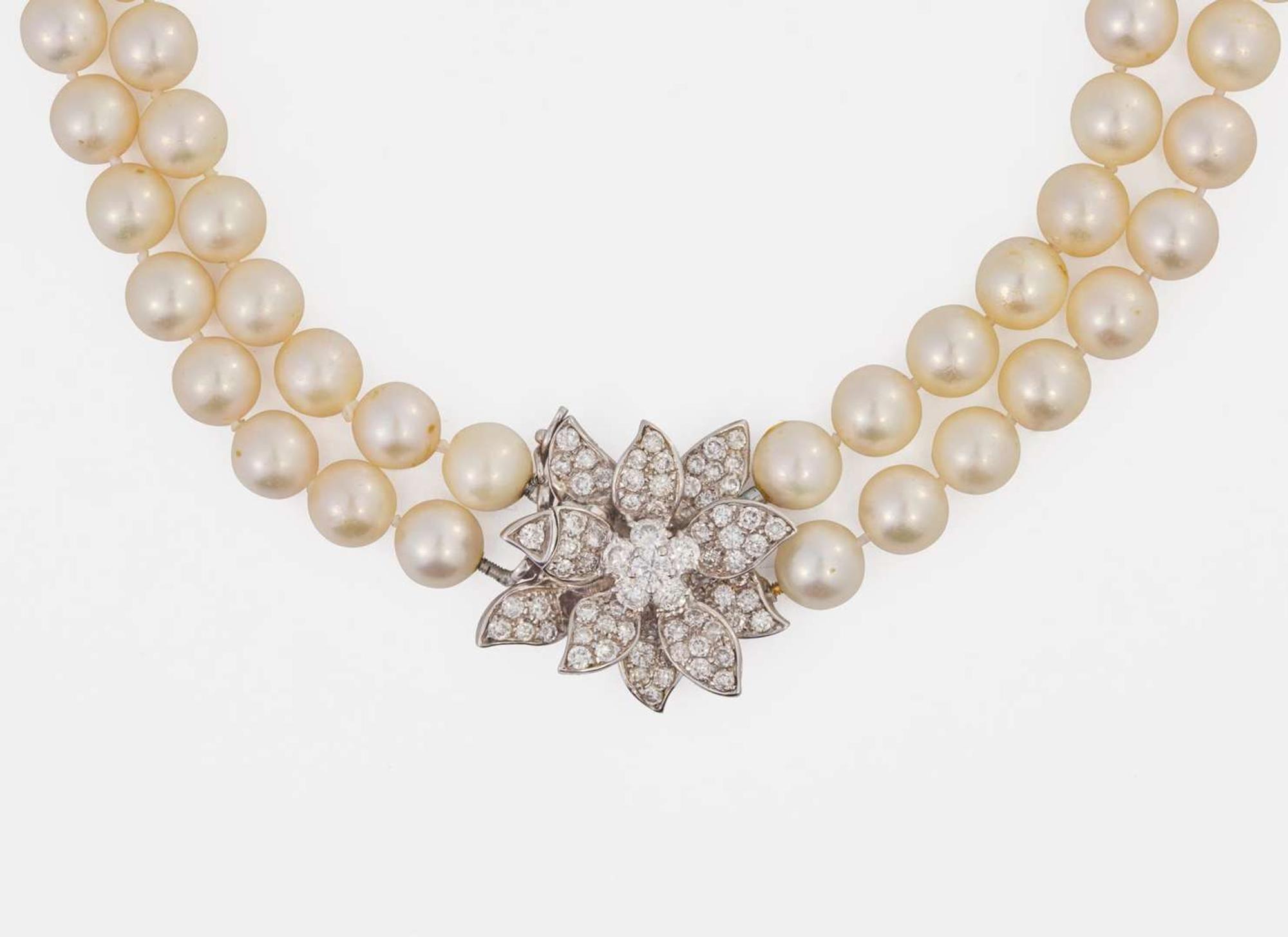 A Set of Matching Pearl and Diamond Jewelry