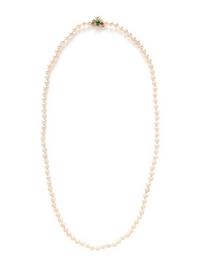 CULTURED PEARL NECKLACE