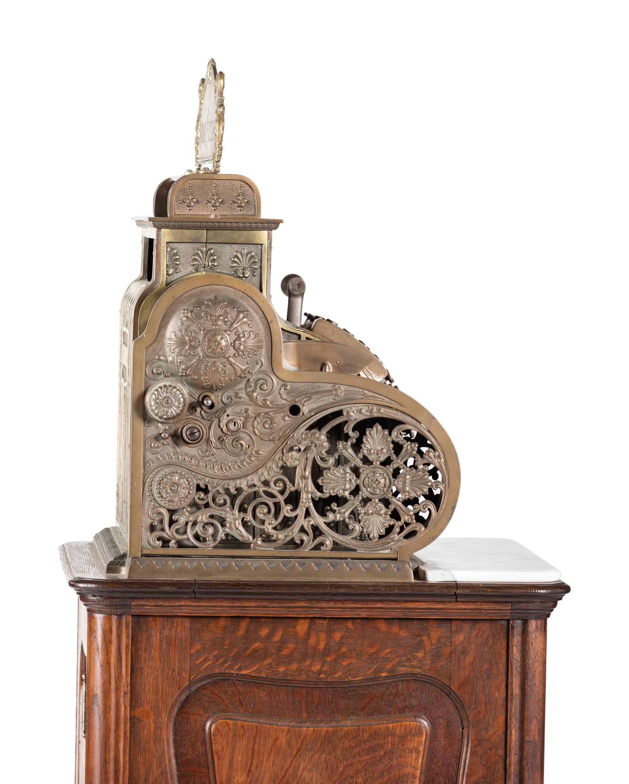 A National Cash Register , Floor Model 452-3-F