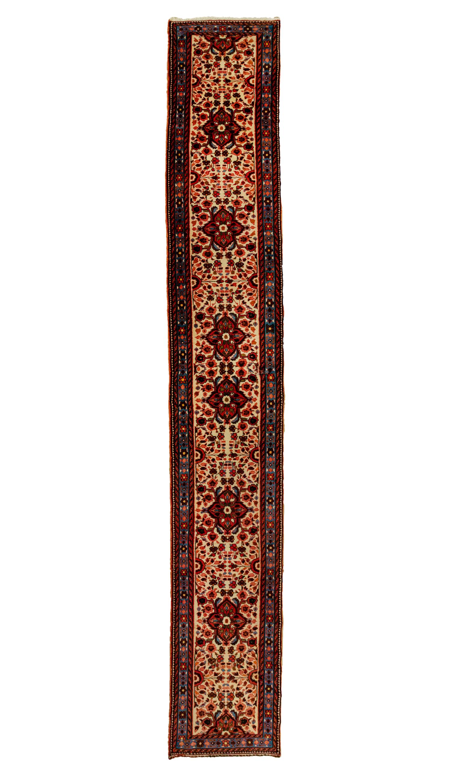 A Saveh Wool Runner