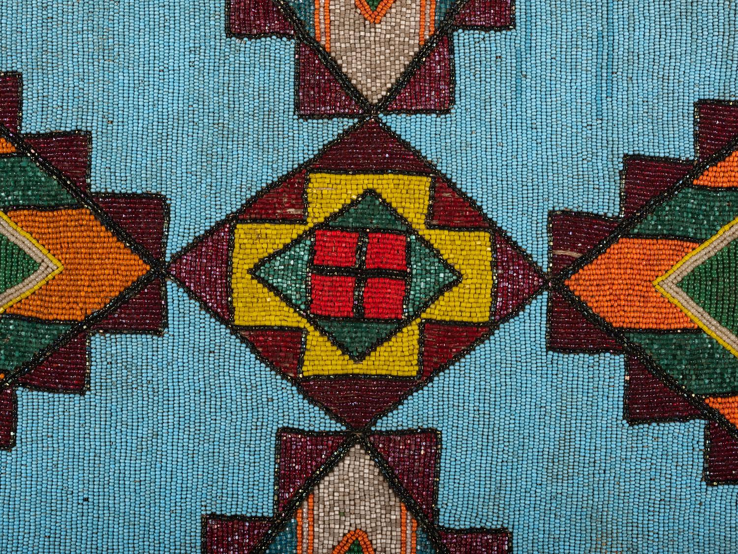 Plateau Beaded Flat Bag