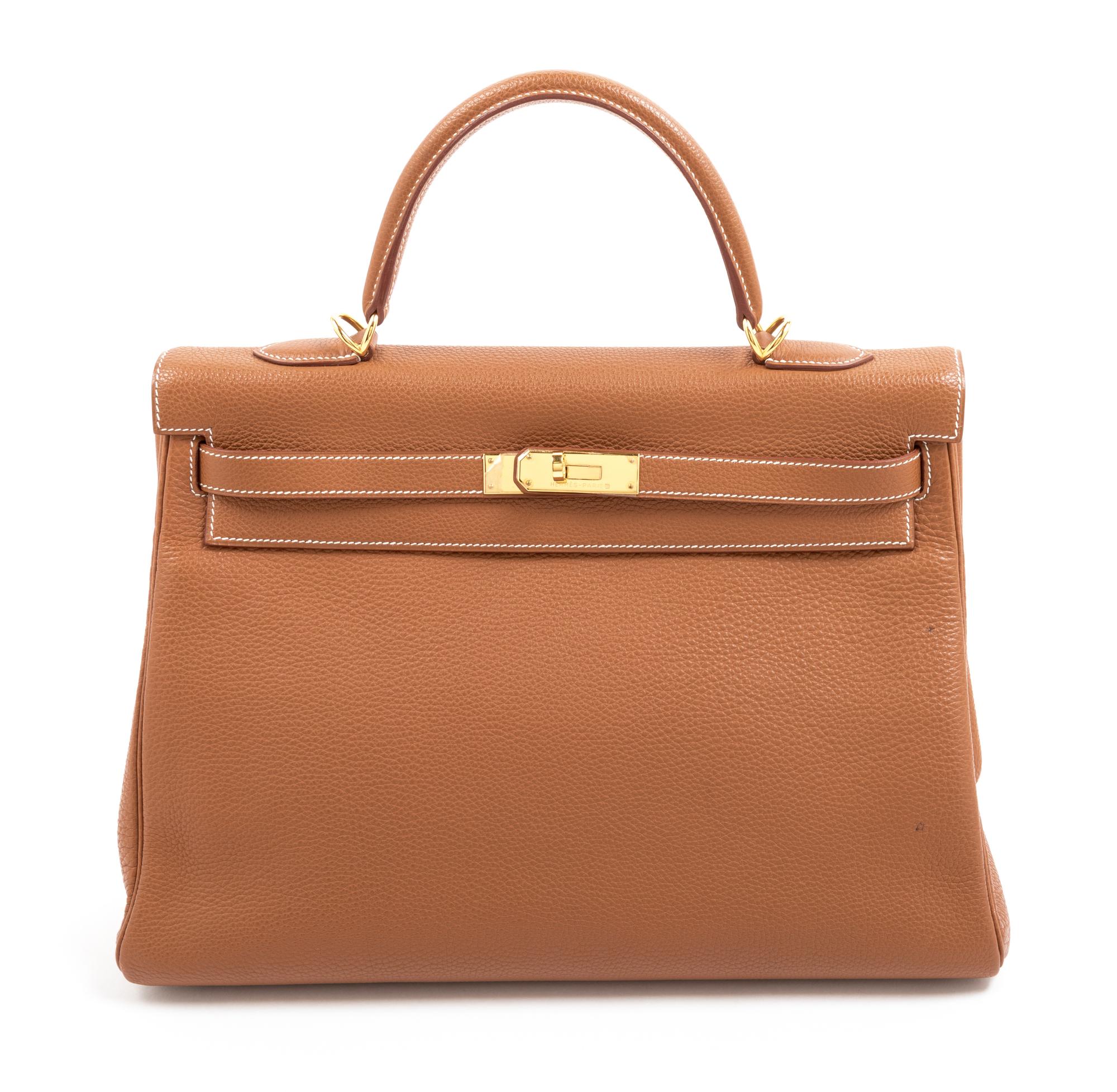 Hermès Gold Retourne 32cm Kelly Handbag, 2000 12.5" L x 5" W x 9.5" H